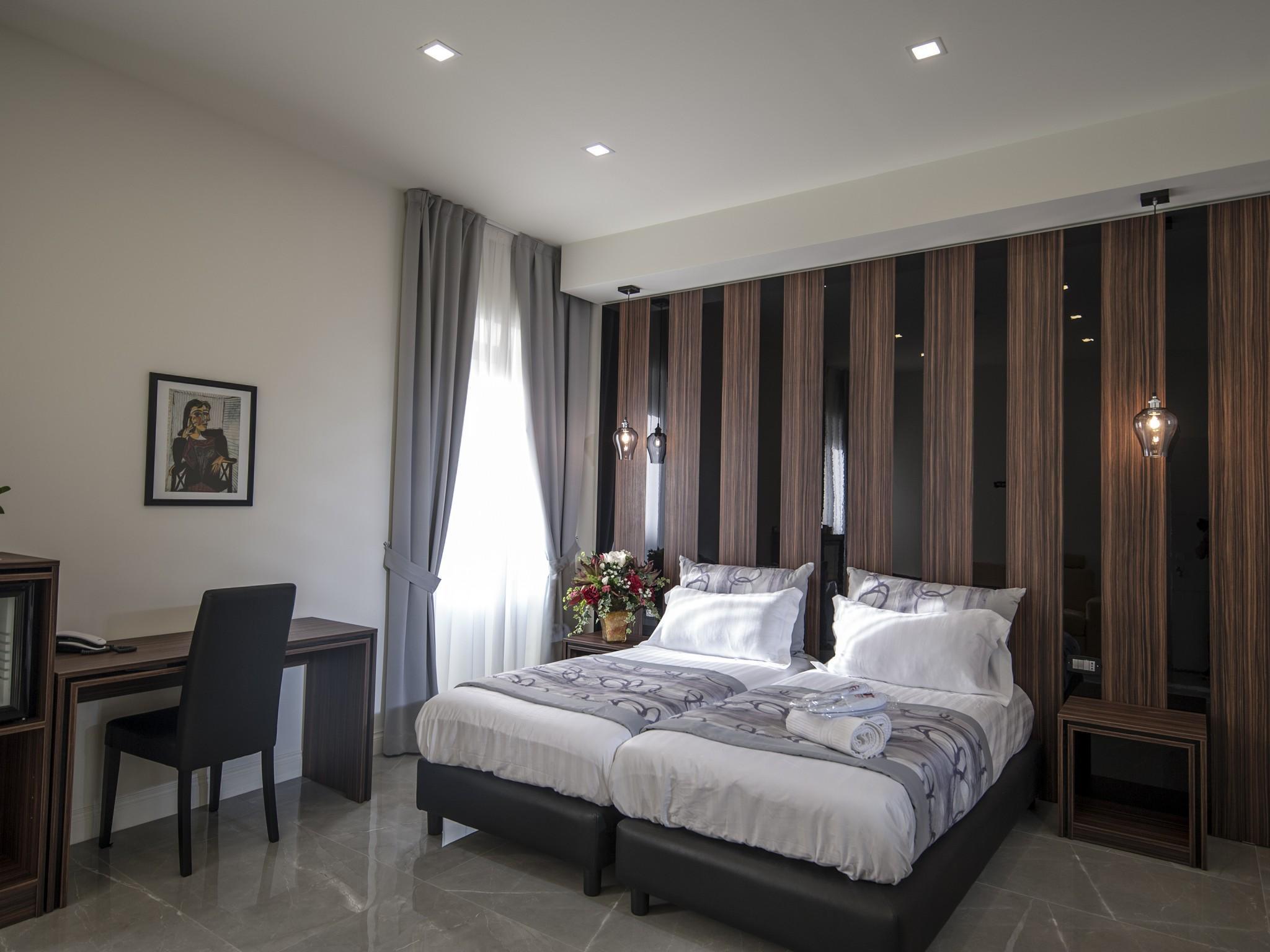 Palazzo Firenze Hotel Napoli Ngoại thất bức ảnh